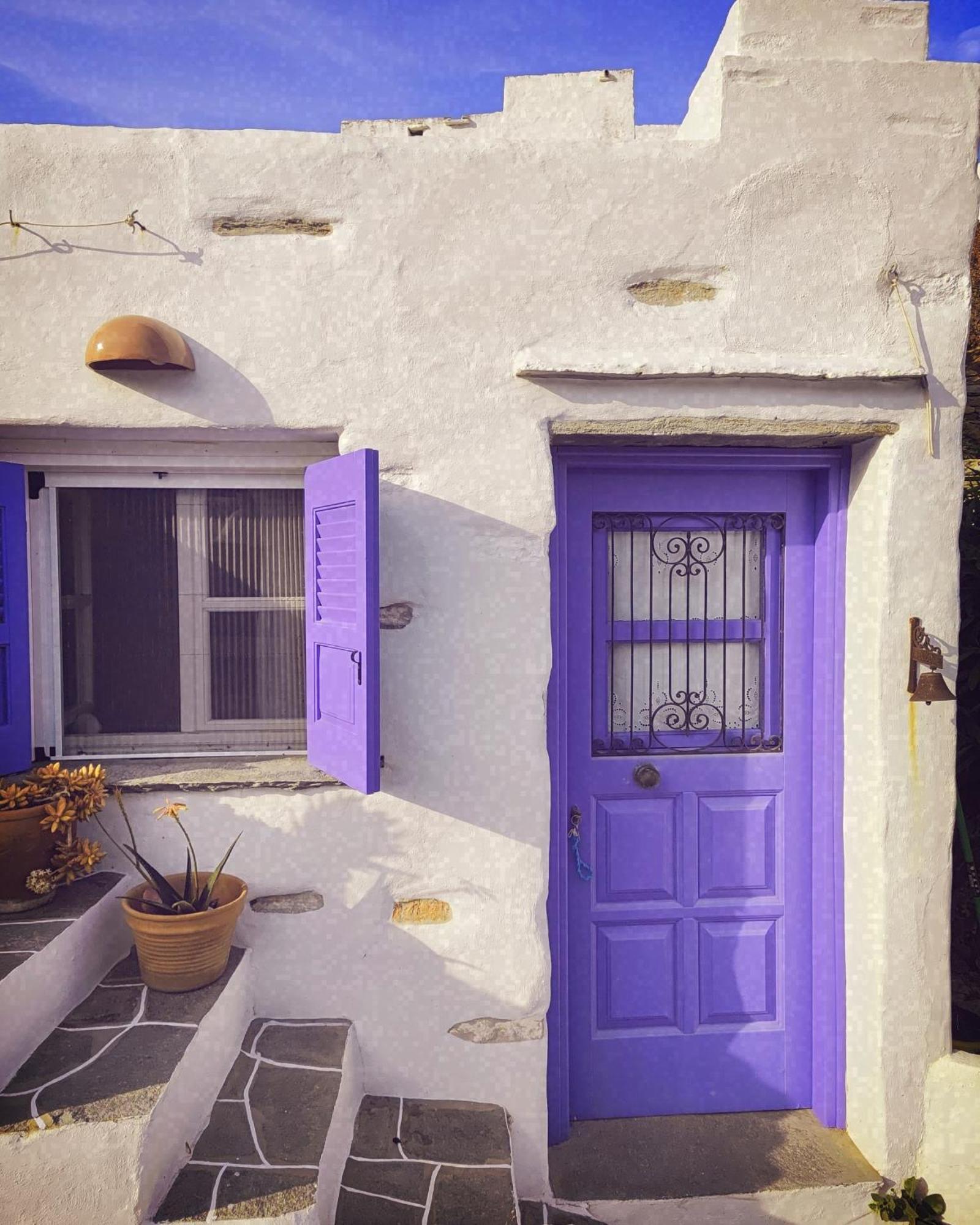 Sifnos Twin