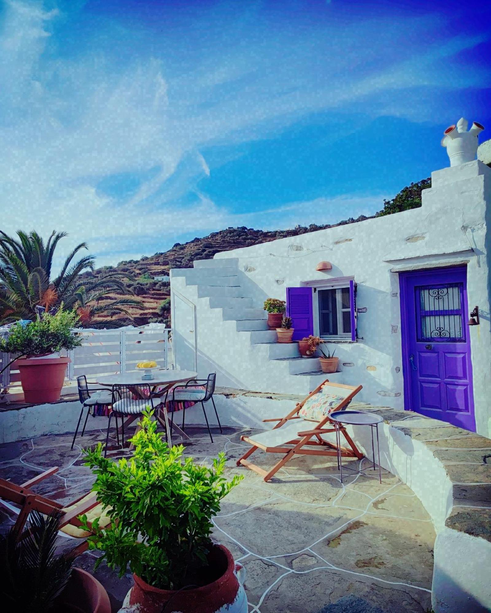 Sifnos Twin